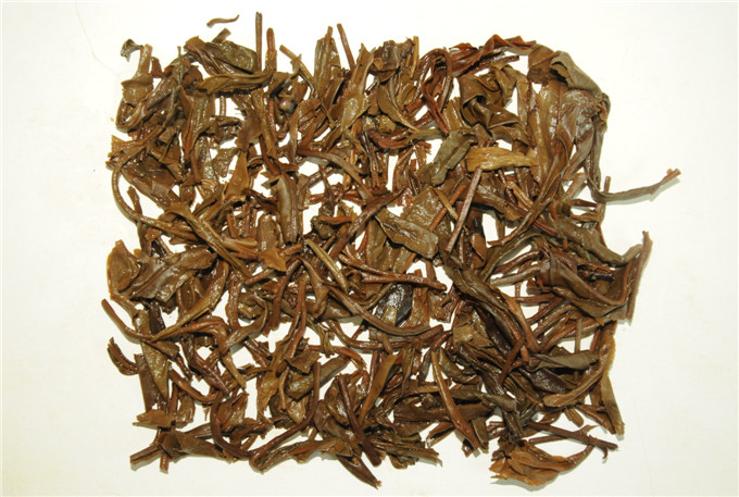 [초특가 6건 폭탄] 05년 이무향병 생차 400g 1건(42편)