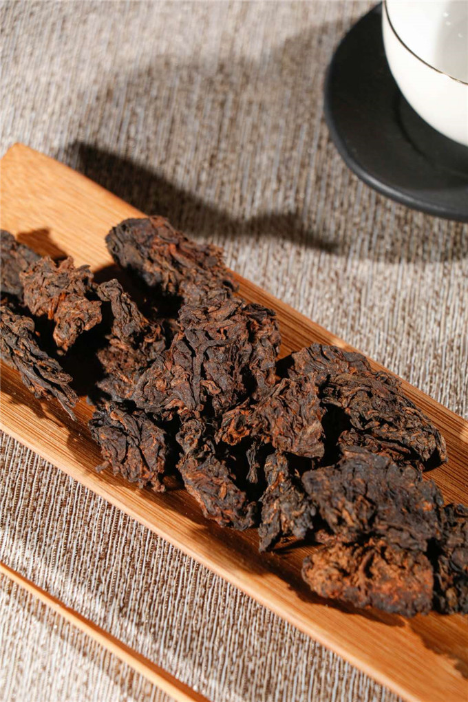 [스페셜 예약할인] 24년 백작호 교장 5년 고수 숙관차 2kg