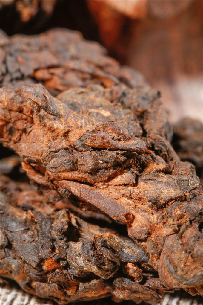 [스페셜 예약할인] 24년 백작호 교장 5년 고수 숙관차 2kg