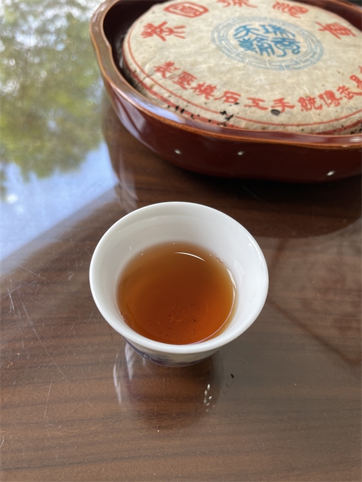 [车顺号] 2004年瑞贡天朝圆茶 生茶 357g