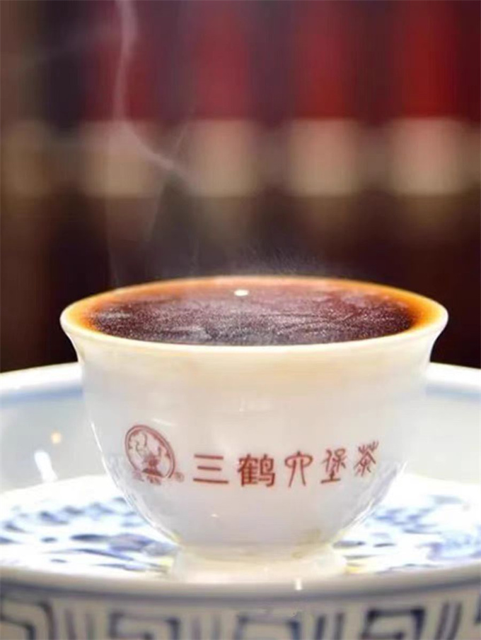 [广西梧州茶厂] 三鹤0818 六堡茶 400g