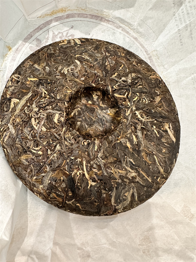 [최고급차] 23년 대전굉토(大展宏兔) 청병 400g