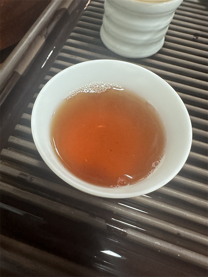 [이무명상차창] 11년 이무 순료 고수청병 357g