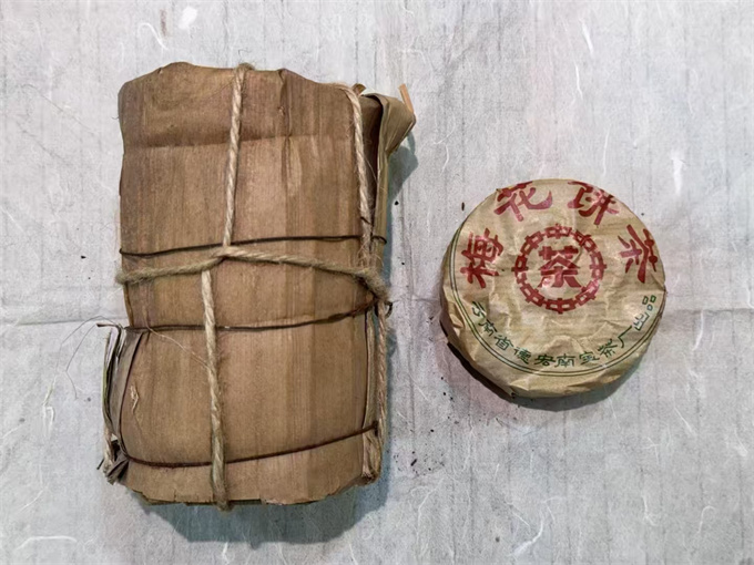[덕굉남보차창] 90년대 매화병차 생차 100g