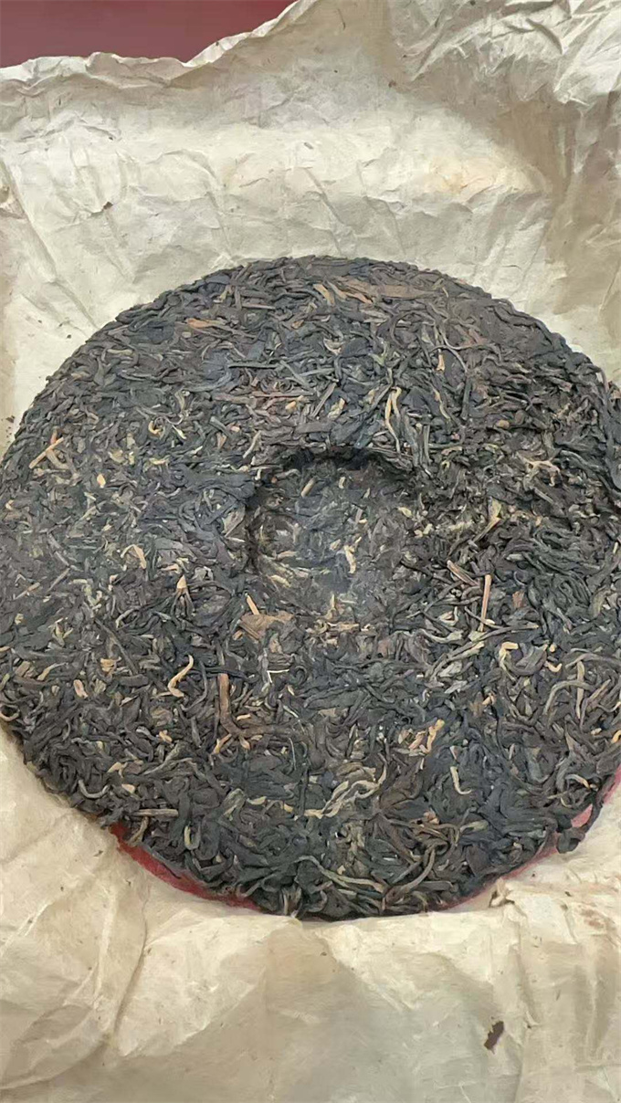 [폭락 대건 10건] 04년 고사모古思茅 대황인 보이생차 357g - 건으로 사면 많이 쌉니다.