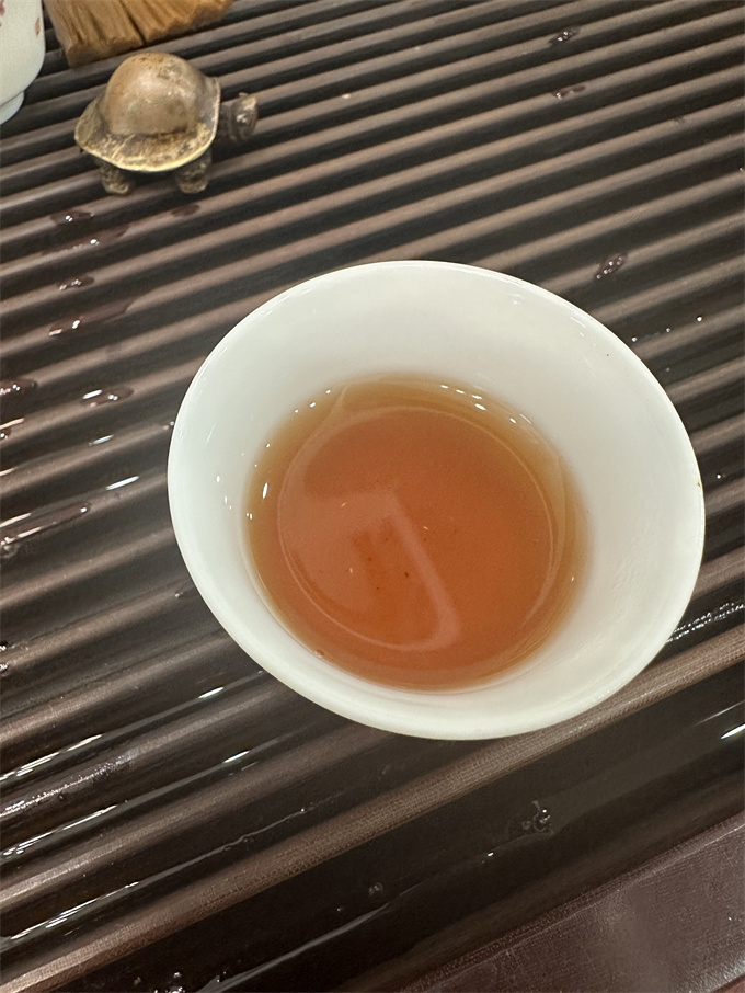 [폭락 대건 10건] 04년 고사모古思茅 대황인 보이생차 357g - 건으로 사면 많이 쌉니다.