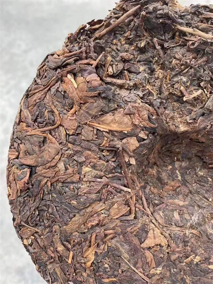 [육대차산] 02년 백년교목장향 청병 400g