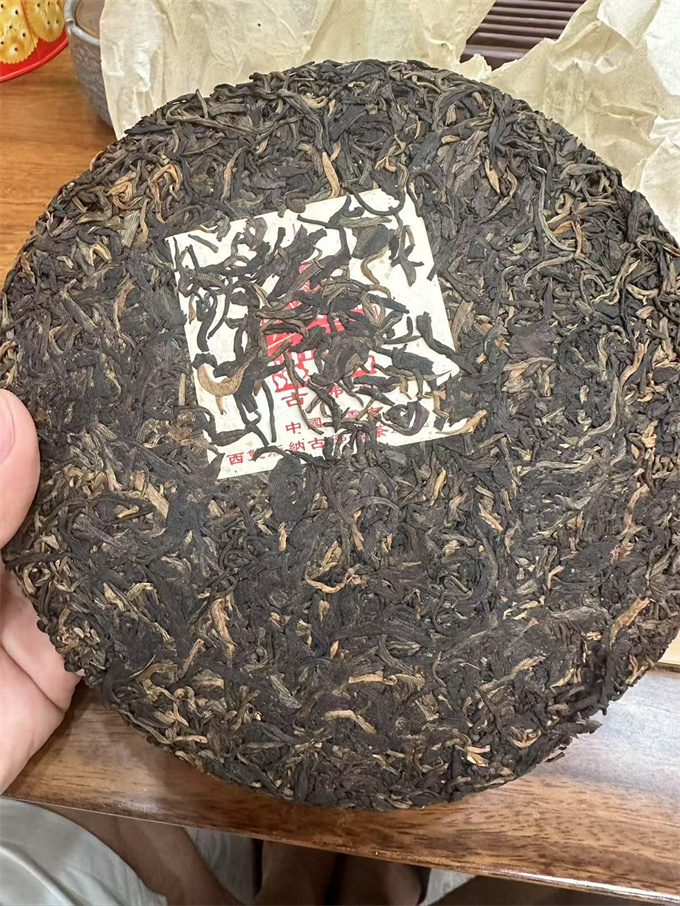 [王霞普洱茶业有限公司]2006年 古佛海南糯金毫饼 357g 1건(42편)