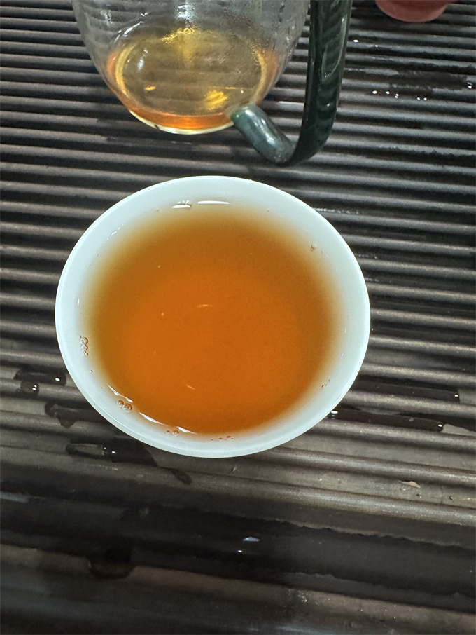[금유차업锦裕] 07년 07088 영판산营盘山 대수청병 357g