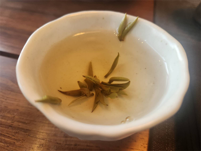 [예약배송] 군산은침 극품 100g