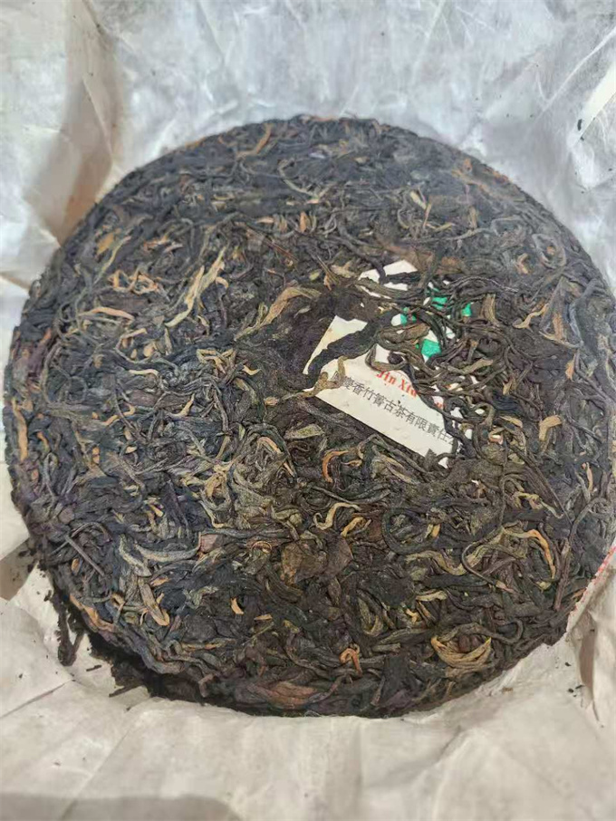 [5건 폭탄] 05년 금수춘(锦绣春) 향죽청(香竹箐) 고수춘차 400g