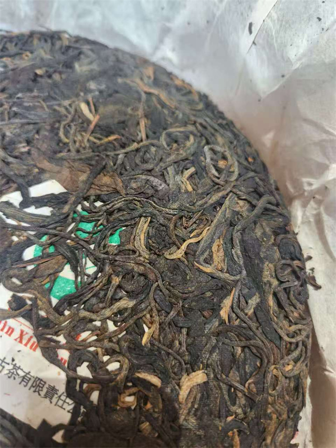 [5건 폭탄] 05년 금수춘(锦绣春) 향죽청(香竹箐) 고수춘차 400g