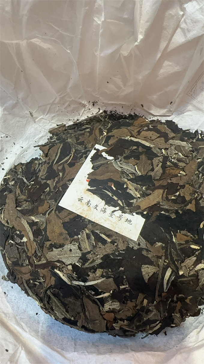 [고수 단주급 백차 3건] 16년 산림 고간 고수백차 357g
