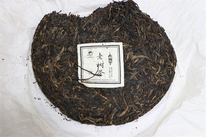 [龙园号]2012年 老树茶 生茶400g