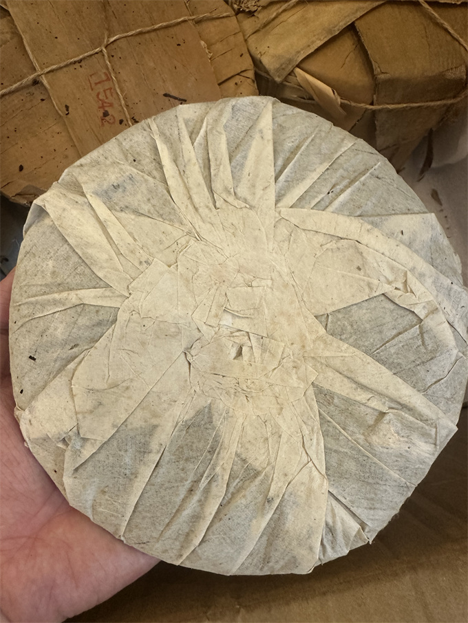 [富华公司]90年代 富华咖啡版7542青饼 357g