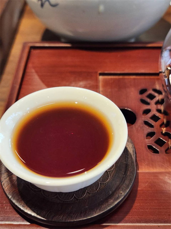 [최고의 가성비] 06년 이무 노수 매화병 생/숙 100g 10개