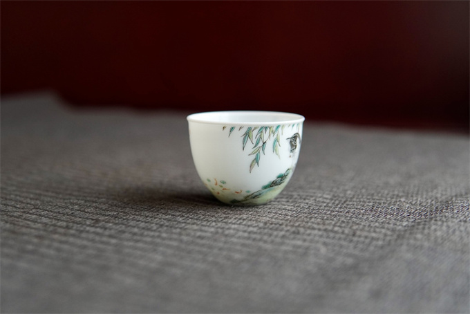 분채 소원춘의 - 묘 粉彩小园春意-猫(55cc)