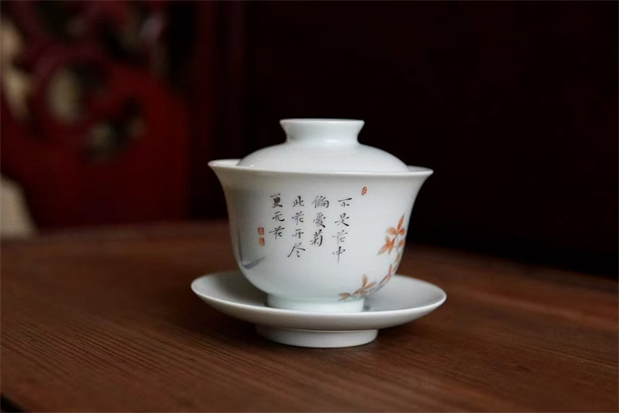 법랑채 소개완-추국 珐琅彩小盖碗-秋菊(130ml)