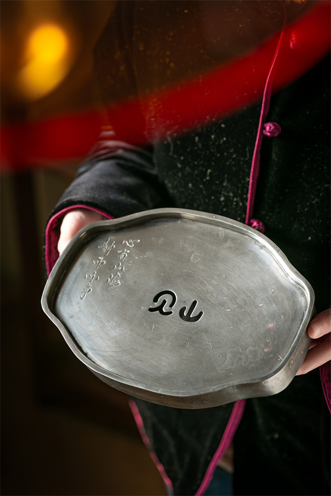 반홍 주석 호승 23*17*3.5cm