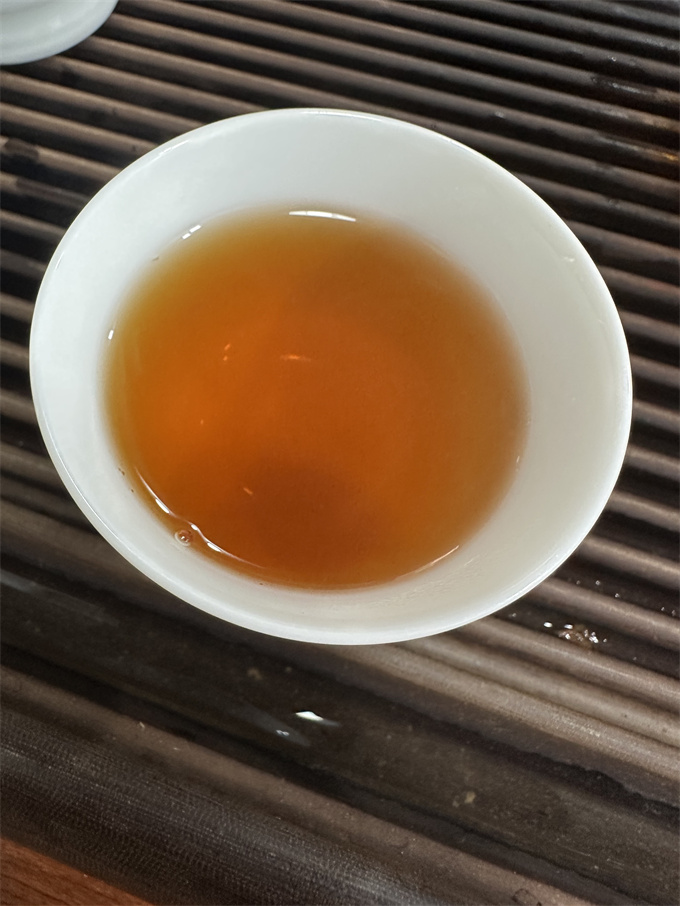 [老同志]1999年老同志 生茶砖 250g
