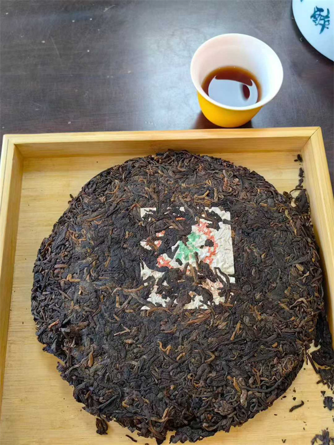 [老同志]1999年海湾茶厂7578熟茶357g