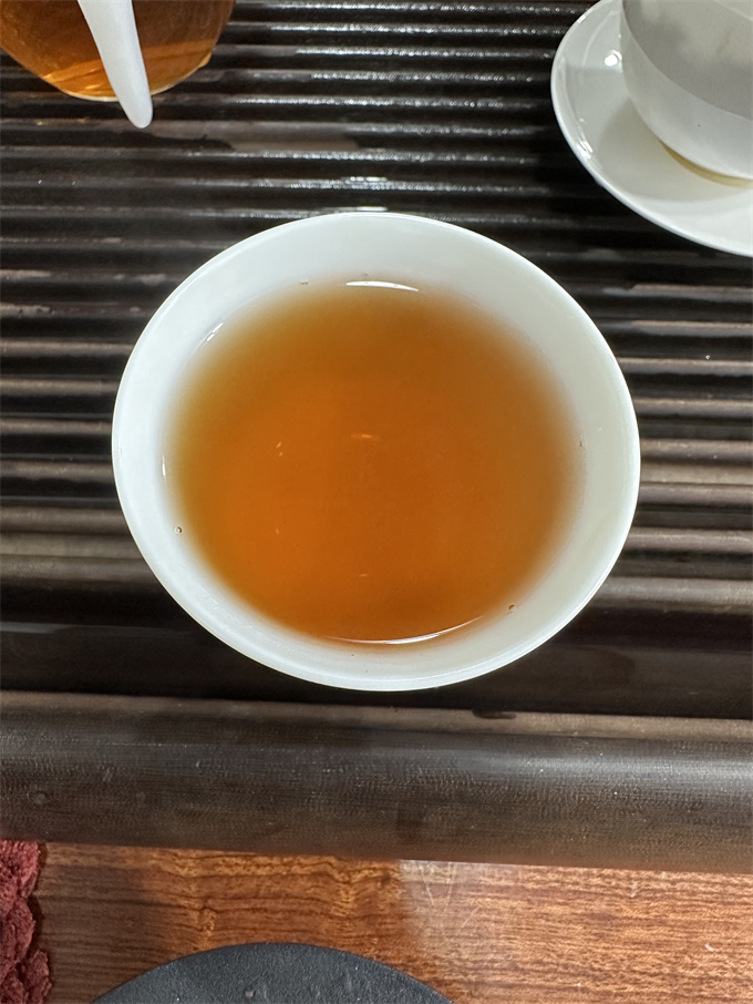 [享丰祥茶叶有限公司]2005年瑞庆号古树青饼 357g