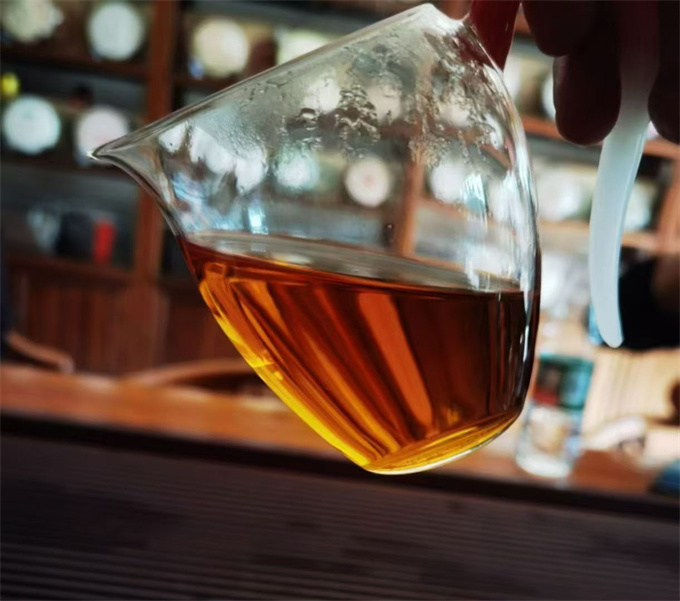 [무조건 구매] 08년 특급 반장왕 생차 357g