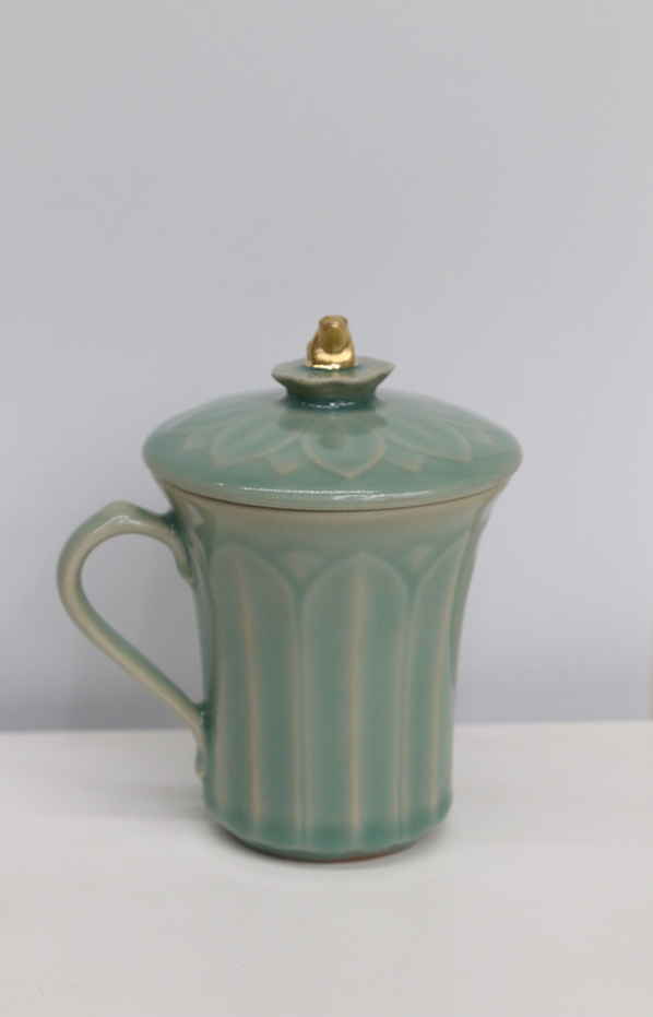 청자황금개구리 머그컵