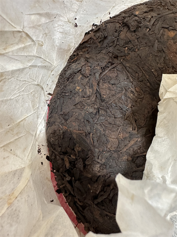 [편하게 마실 노숙차 찾는 분께 강력추천] 90년대 대홍인 황편 숙병 357g
