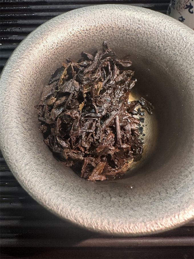 [폭탄] 2012년 흥발 반장진운 숙병 357g 1건(42편)