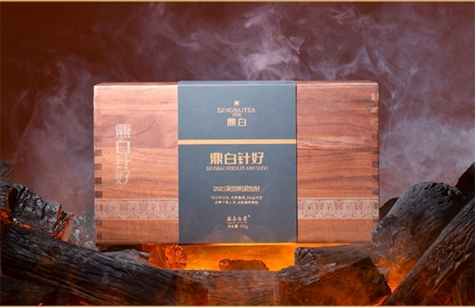 [무결점 鼎白] 정백침호 2025년 탄배 명전은침 특급백차 500g