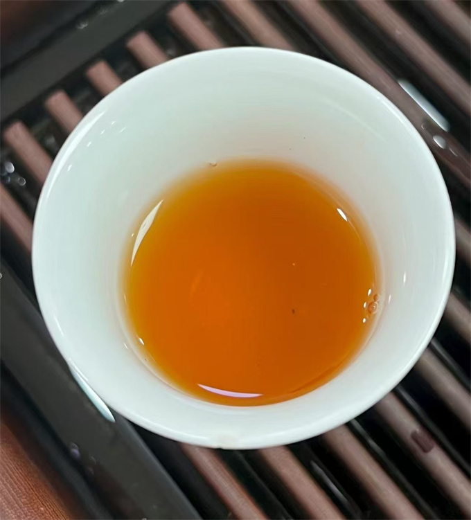 [대설산 고수차 좋아하시면 놓치지 마세요] 2004년 대설산 야생 고수청병 진장품 1500g